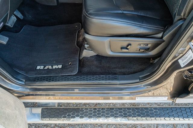 Used 2014 RAM 3500 Laramie image 18