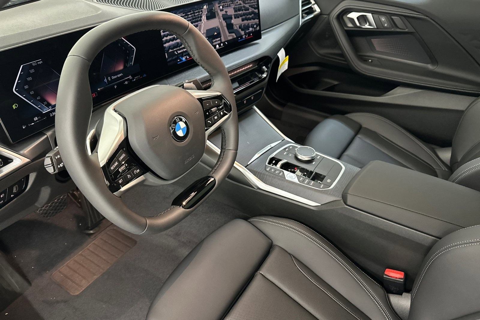 Used 2025 BMW 230i Coupe w/ Convenience Package image 4