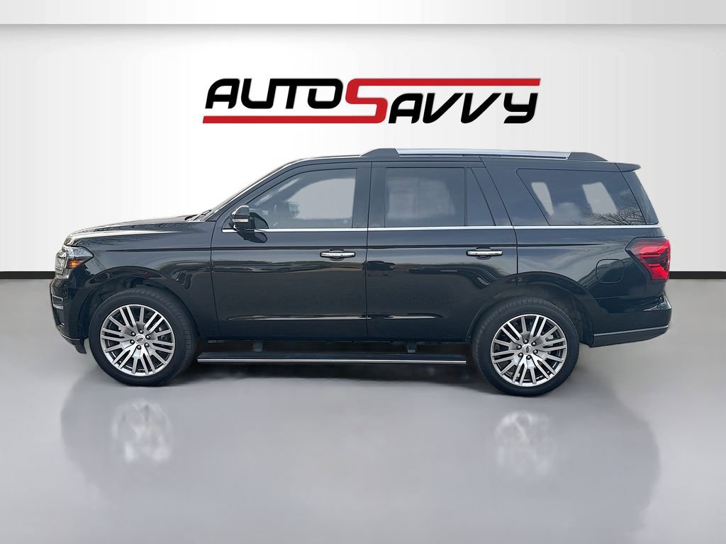 Used 2023 Ford Expedition Limited image 4