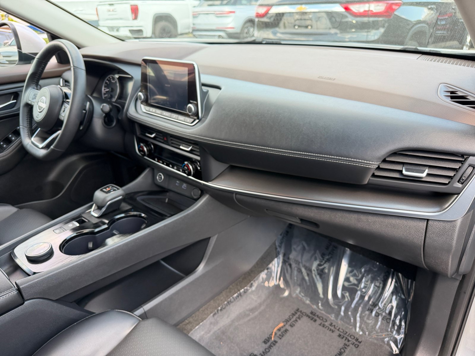 Used 2023 Nissan Rogue SV w/ SV Premium B Package AWD/4WD image 9