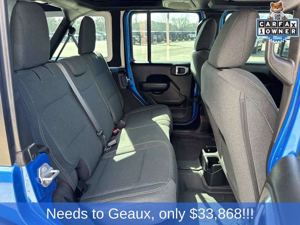 Used 2025 Jeep Wrangler Sport image 22