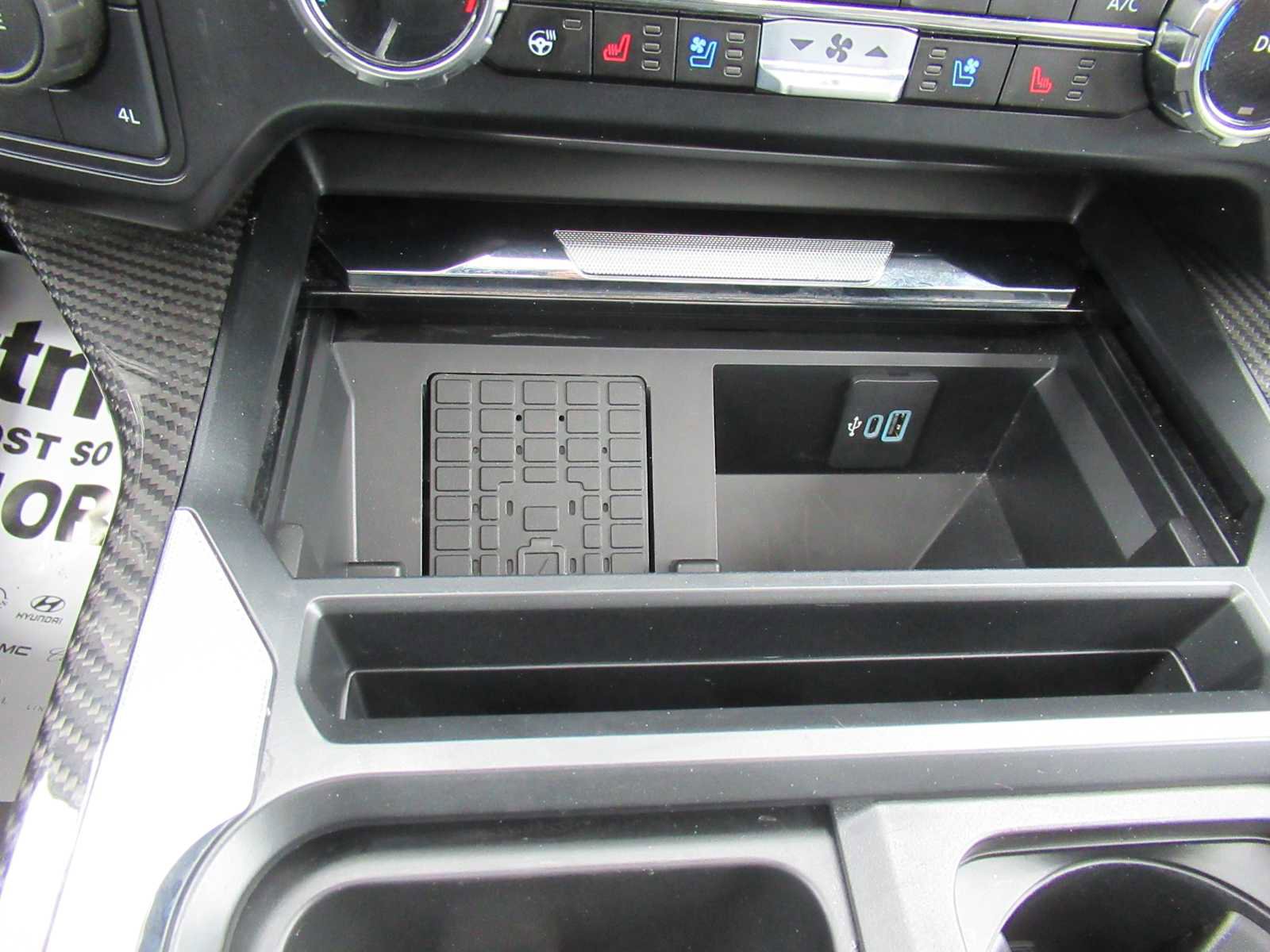 Used 2024 Ford F250 Lariat w/ Lariat Ultimate Package image 31