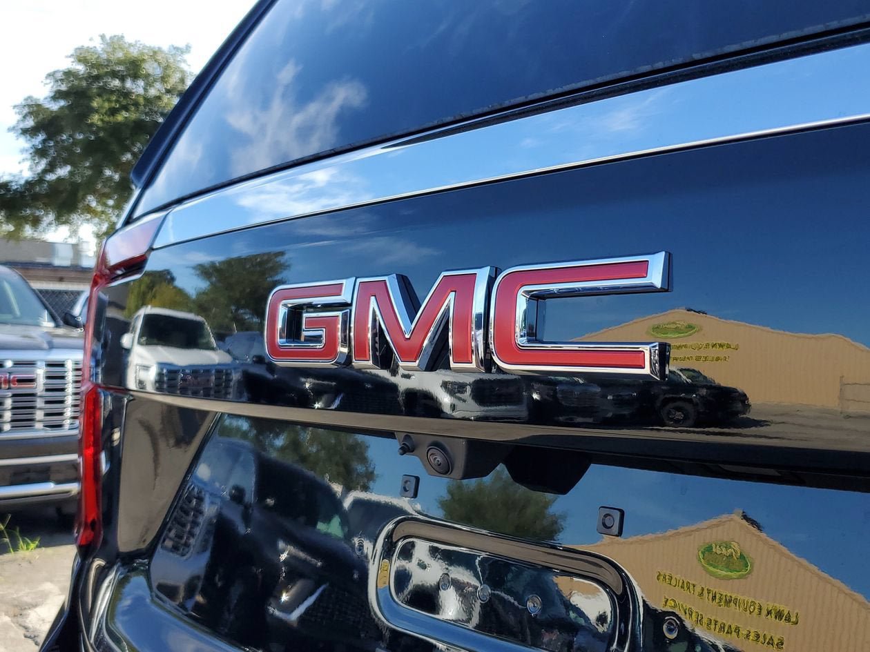 New 2026 GMC Yukon XL Elevation AWD/4WD image 7