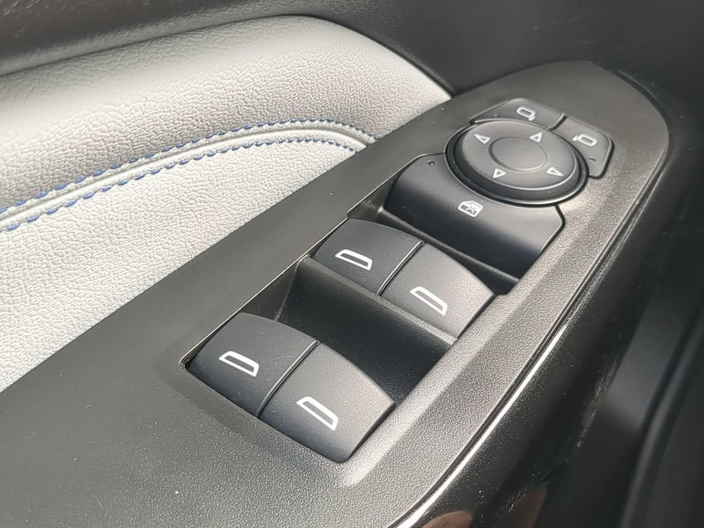 Used 2024 Chevrolet Trax LT w/ LT Convenience Package FWD image 20