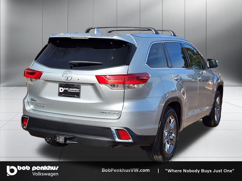 Used 2019 Toyota Highlander Limited Platinum image 24
