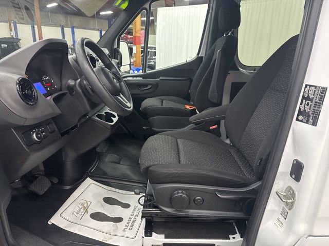 Used 2021 Mercedes-Benz Sprinter 3500 w/ Swivel Seat Package image 4