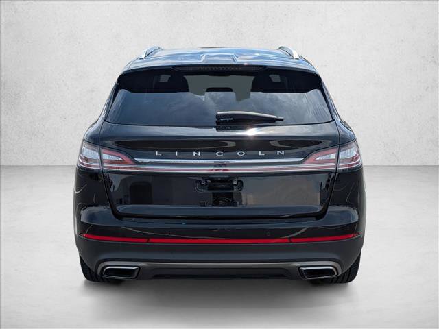 Used 2022 Lincoln Nautilus FWD w/ Premium Package image 7