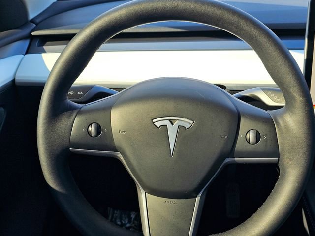 Used 2023 Tesla Model Y Long Range image 32