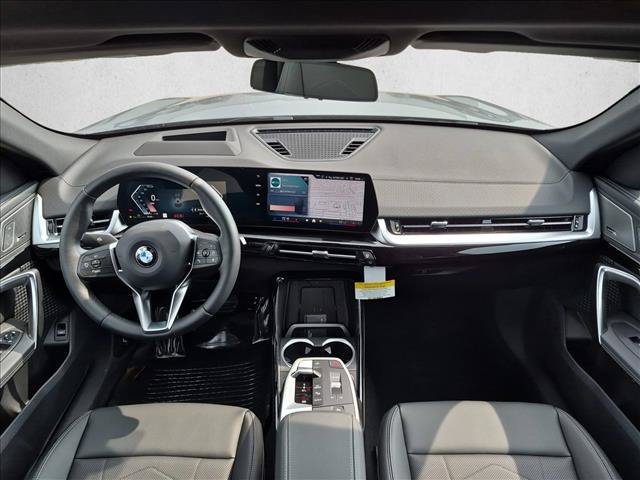 New 2027 BMW X2 xDrive28i AWD/4WD image 15