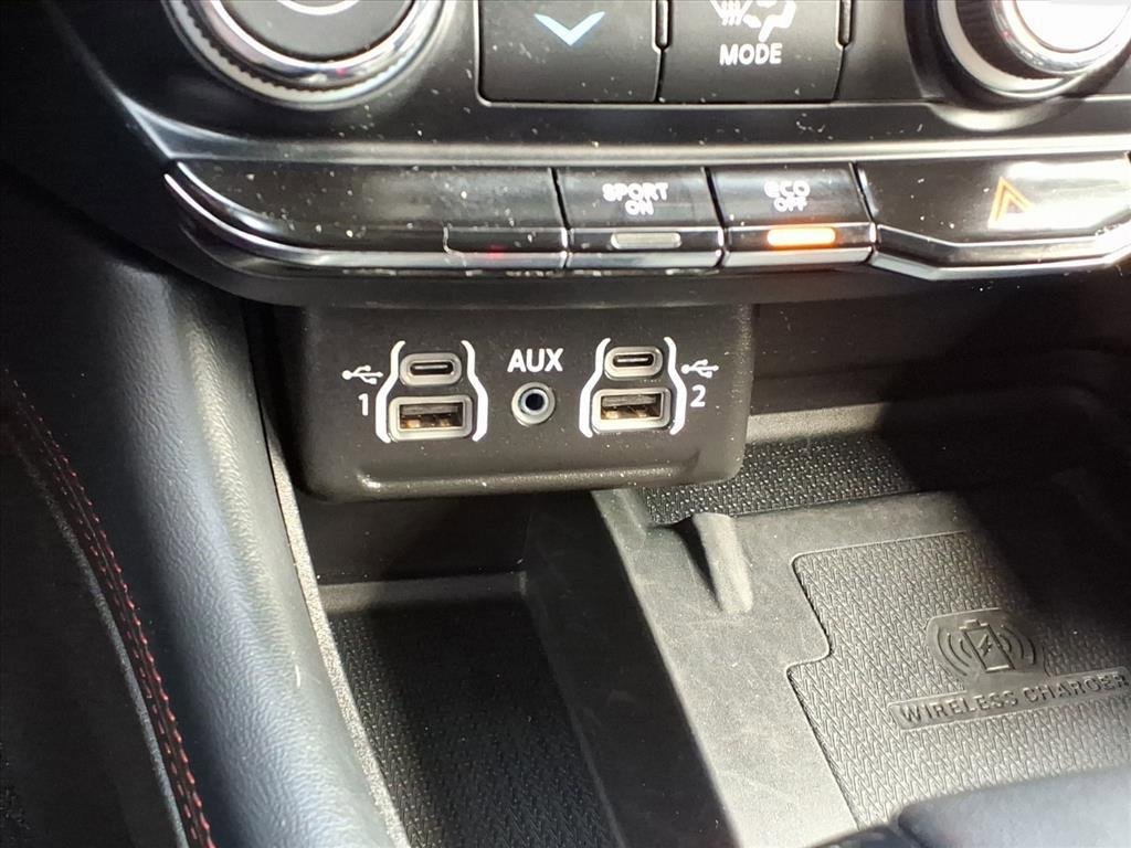 Used 2024 Dodge Durango R/T image 25