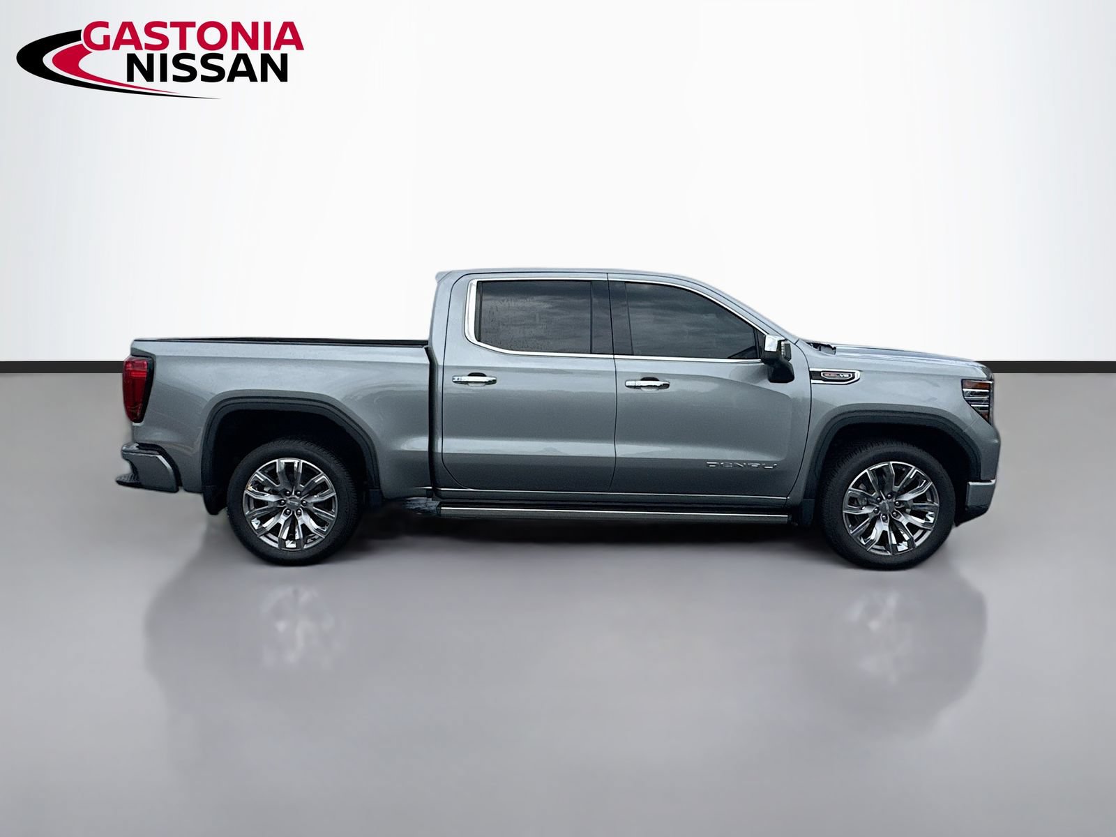 Used 2024 GMC Sierra 1500 Denali AWD/4WD image 10