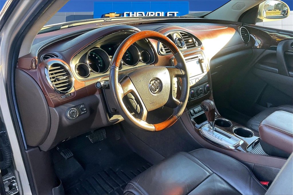 Used 2014 Buick Enclave Leather image 17