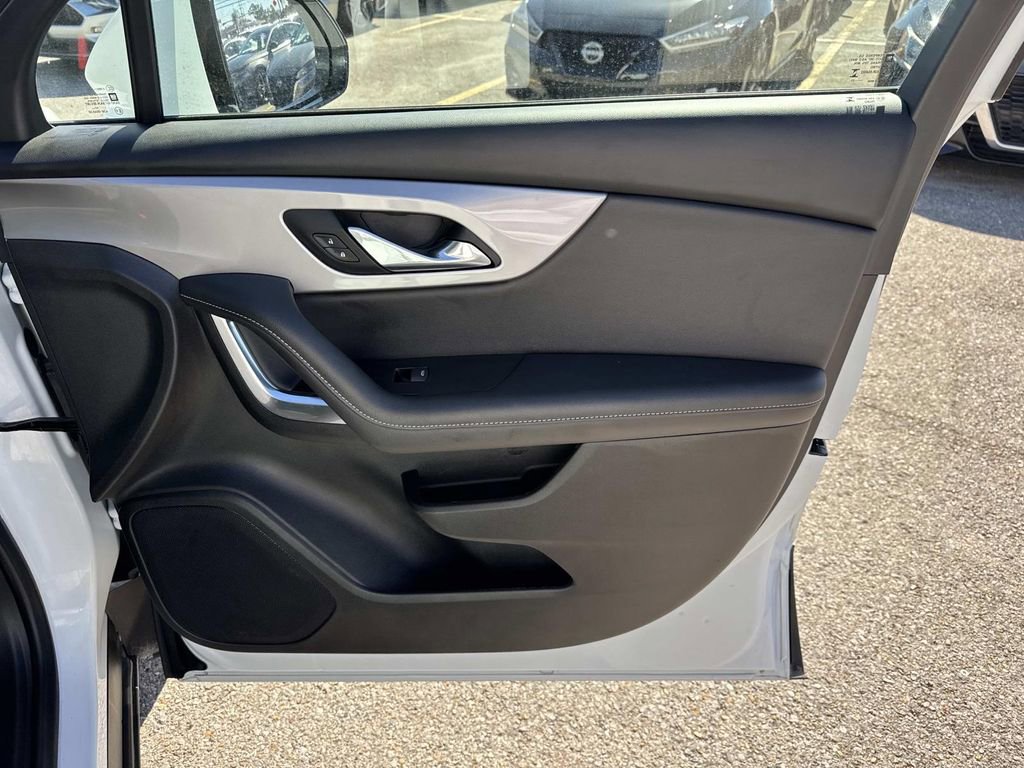 Certified 2025 Chevrolet Blazer LT image 14