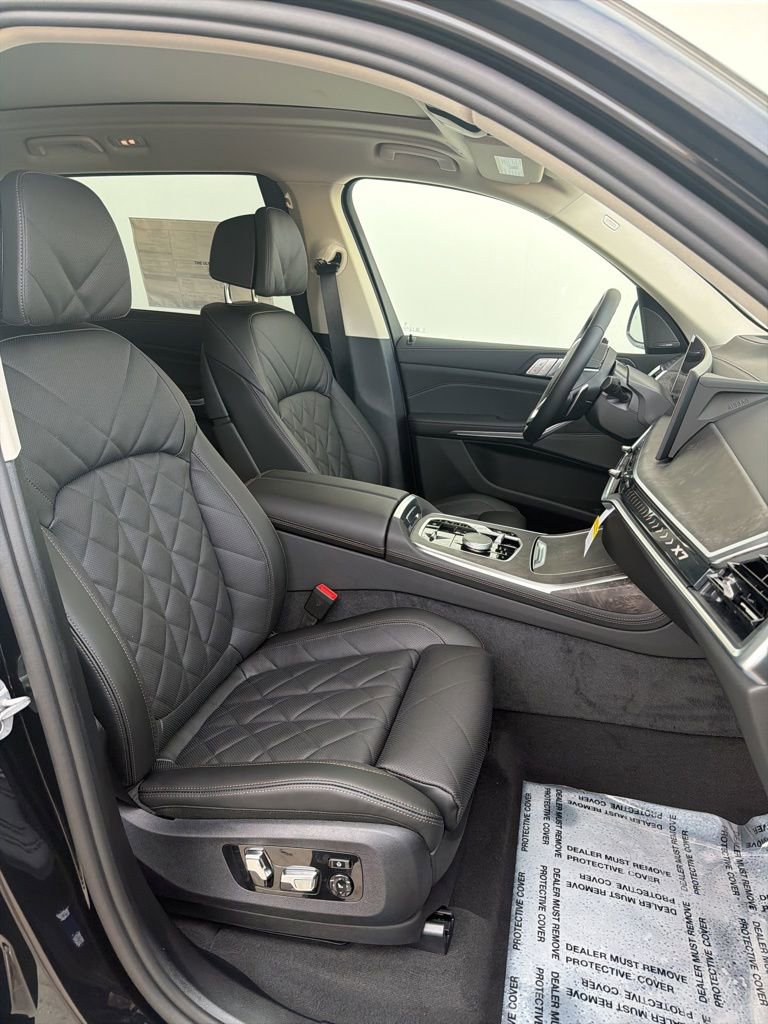 New 2026 BMW X7 xDrive40i w/ Premium Package image 32
