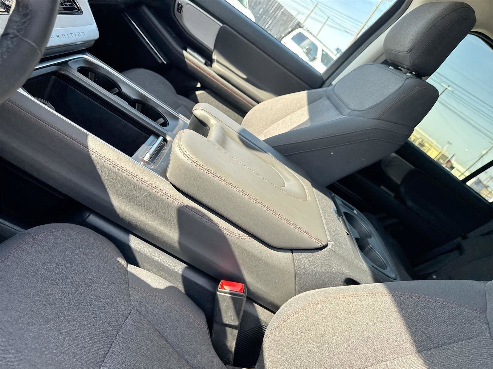 Certified 2025 Ford Expedition Active RWD image 23