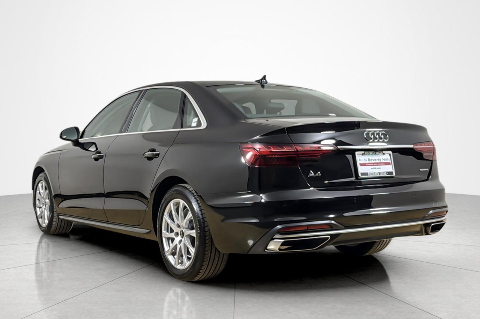 Used 2024 Audi A4 2.0T Premium w/ Convenience Package AWD/4WD image 3