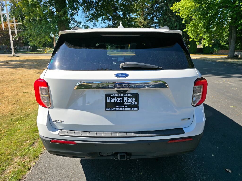 Used 2020 Ford Explorer XLT w/ Class III Trailer Tow Package image 6
