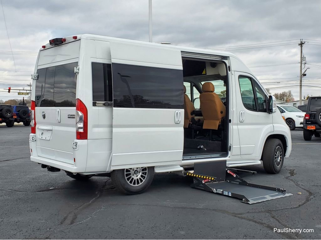 New 2023 RAM ProMaster 2500 w/ Driver Convenience Group image 32