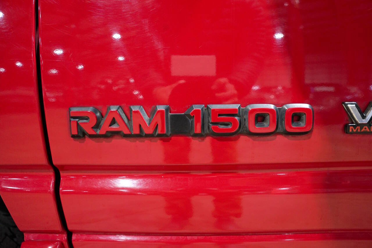 Used 1997 Dodge Ram 1500 Truck 2WD Club Cab image 21