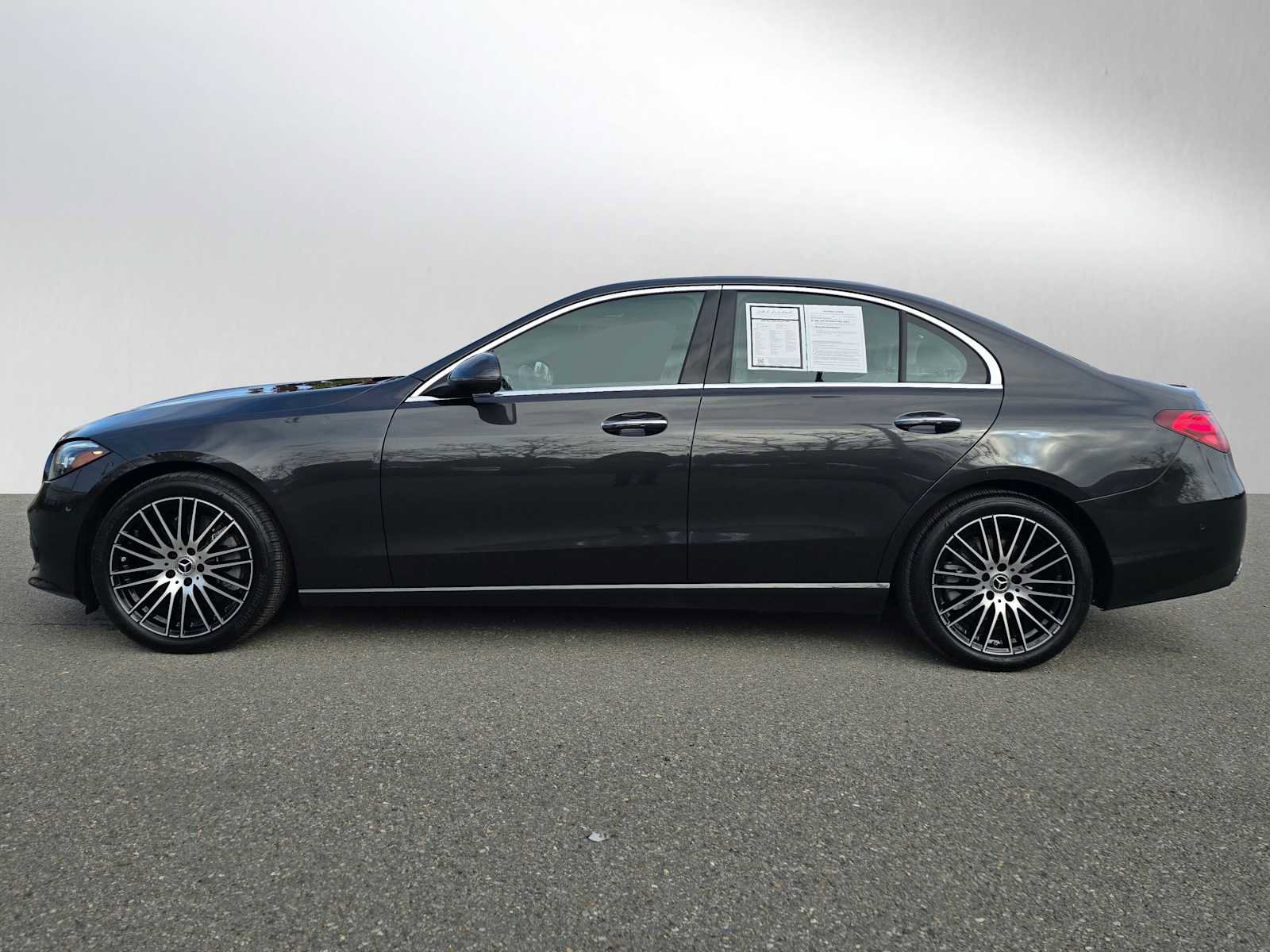 Used 2025 Mercedes-Benz C 300 Sedan image 6