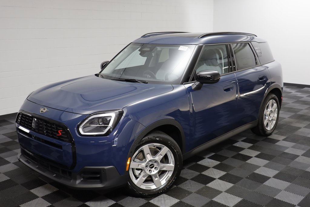 New 2025 MINI Cooper Countryman S image 2