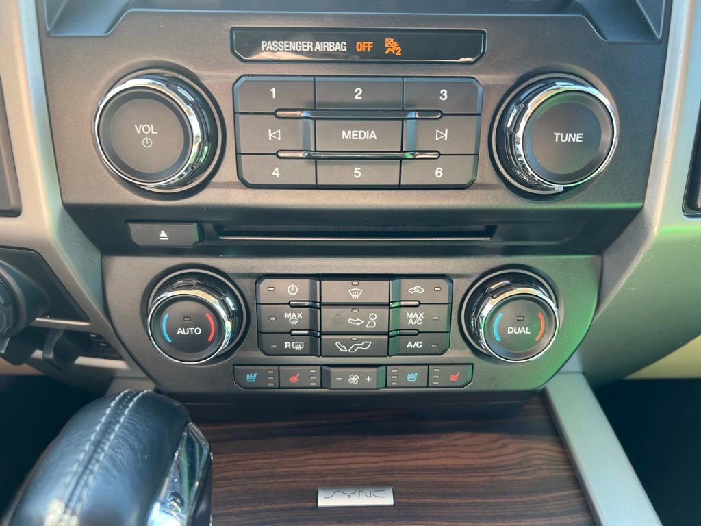 Used 2017 Ford F150 Lariat AWD/4WD image 28