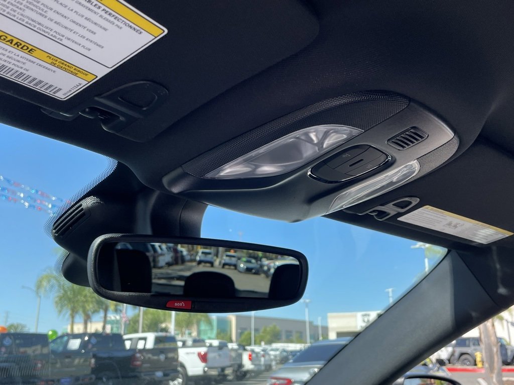 New 2026 Jeep Compass Latitude image 30