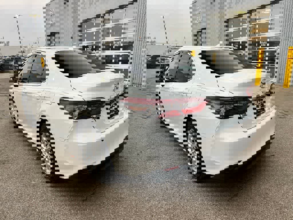 Used 2023 Toyota Camry LE image 4