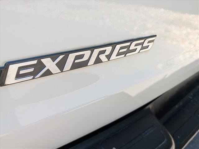 Used 2019 Chevrolet Express 2500 Extended w/ Driver Convenience Package RWD image 17
