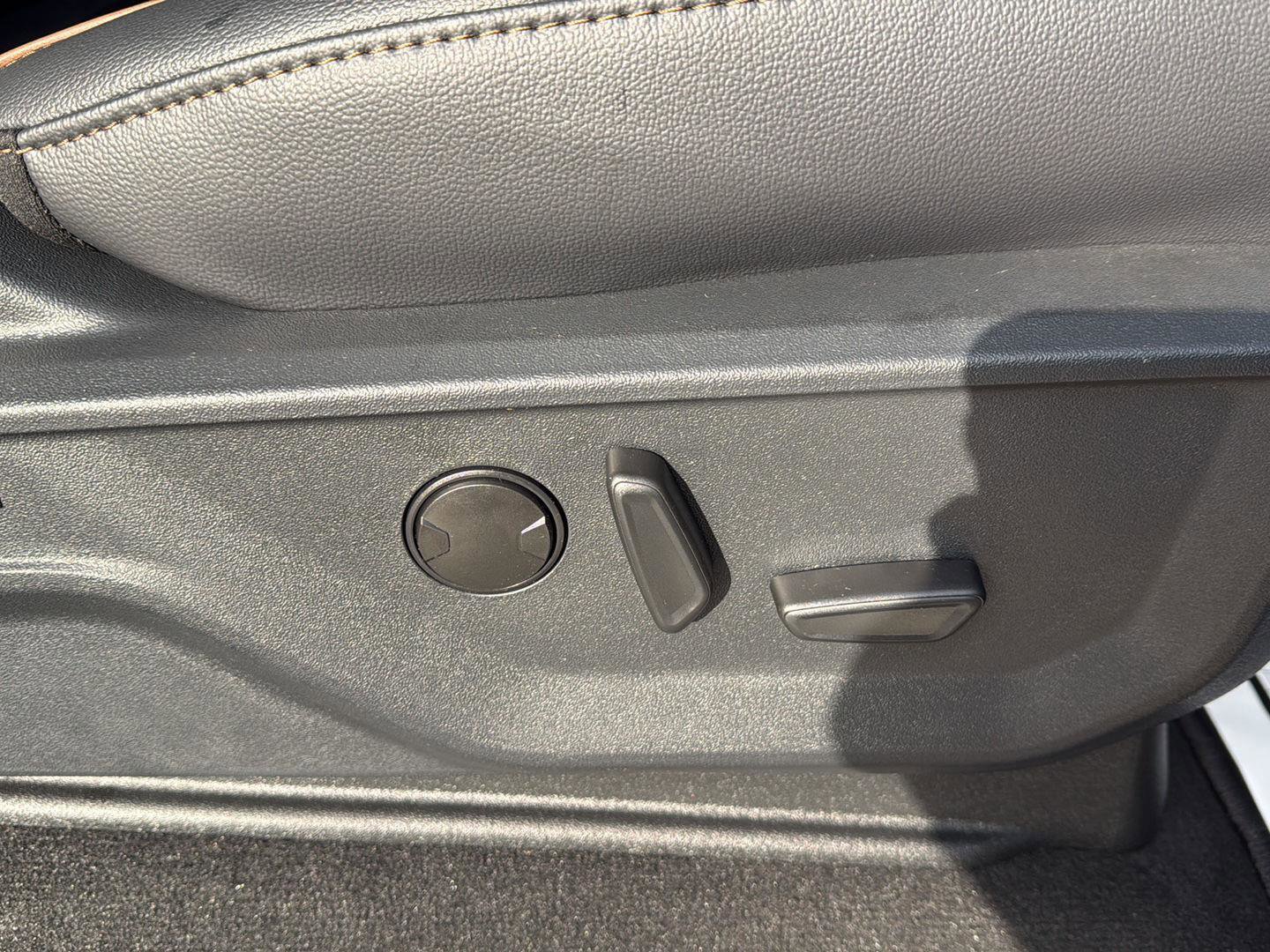 New 2026 Ford F250 Lariat w/ Chrome Package image 20