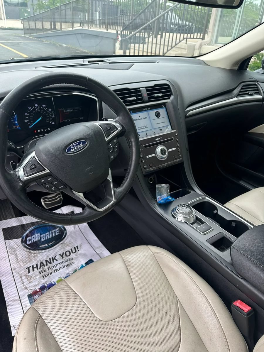 Used 2018 Ford Fusion Titanium AWD/4WD image 10