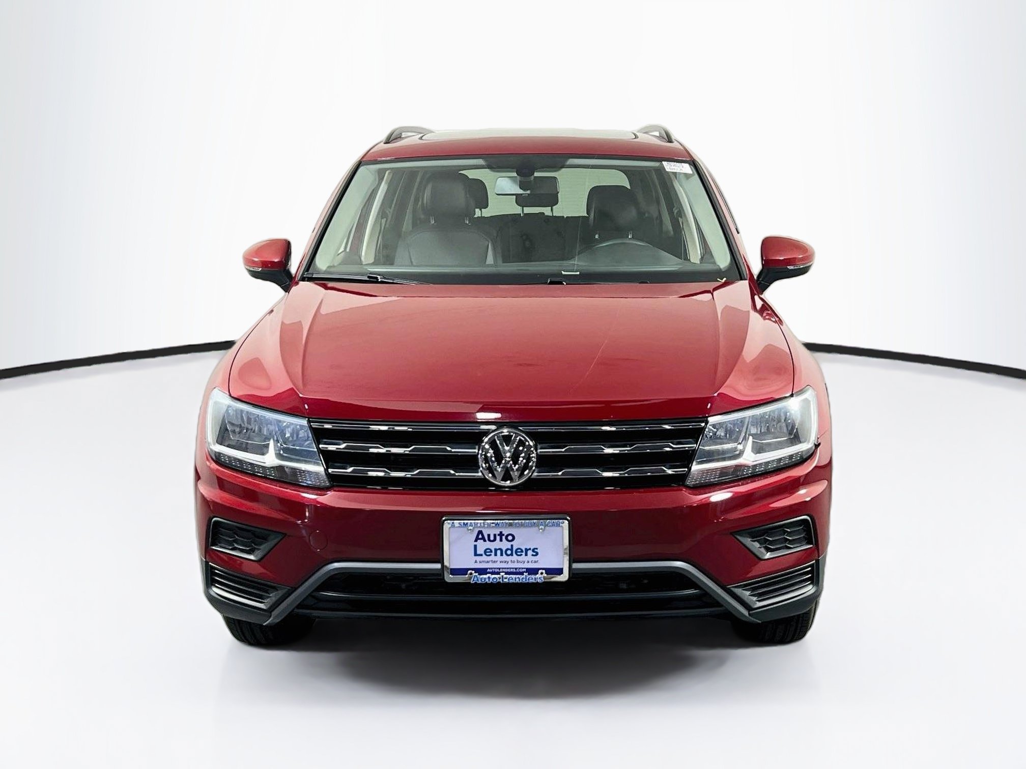 Used 2020 Volkswagen Tiguan SE w/ Panoramic Sunroof Package AWD/4WD image 2