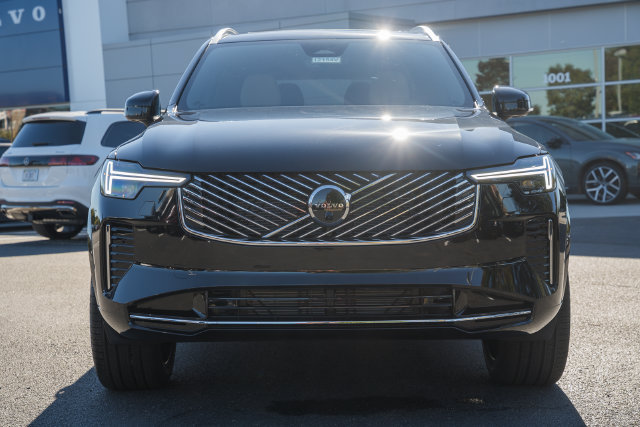 New 2027 Volvo XC90 B5 Plus AWD/4WD image 2