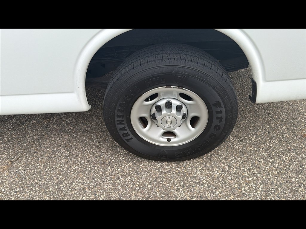 Used 2019 Chevrolet Express 2500 w/ Communications Package RWD image 18