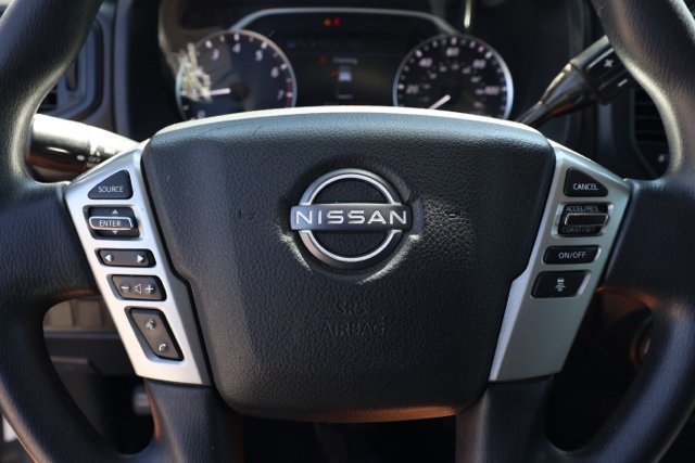 Used 2023 Nissan Titan SV image 24