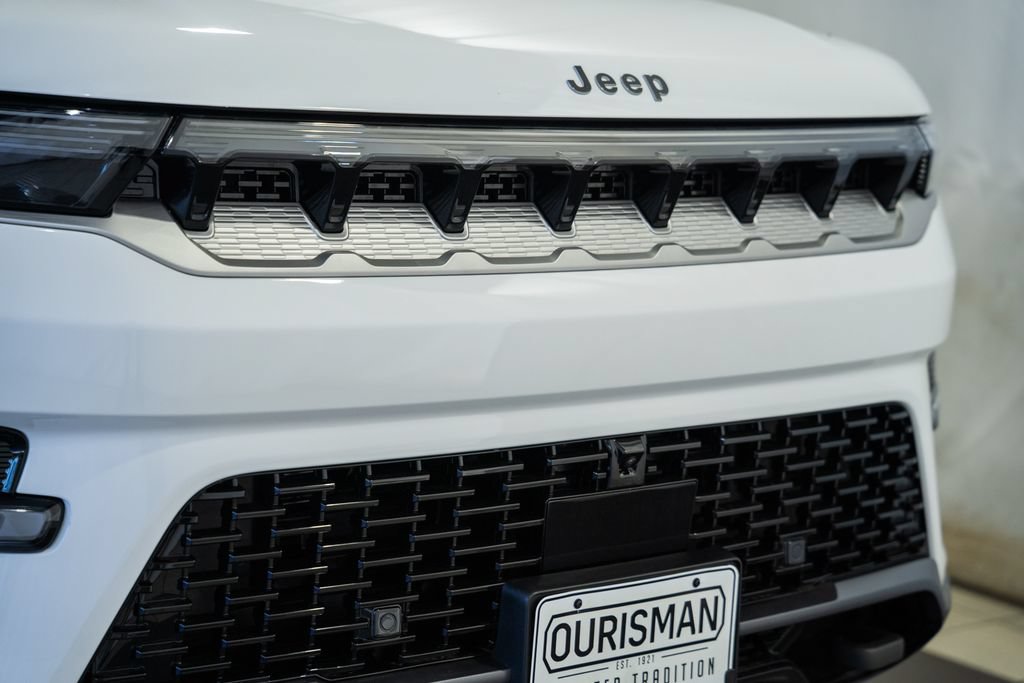 New 2026 Jeep Grand Wagoneer 4WD image 12