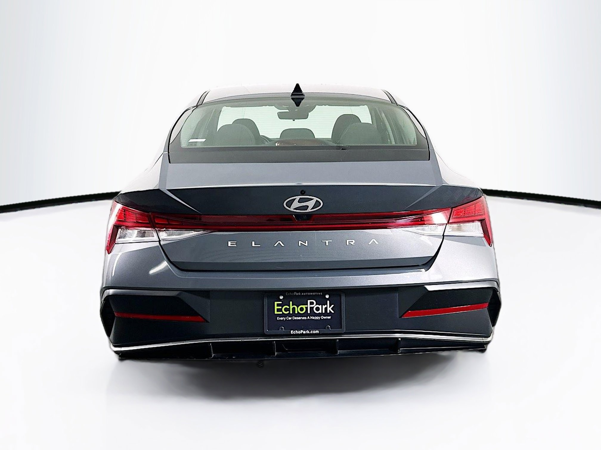 Used 2025 Hyundai Elantra SEL FWD image 7