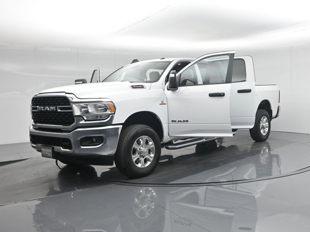 Used 2024 RAM 3500 Big Horn image 33