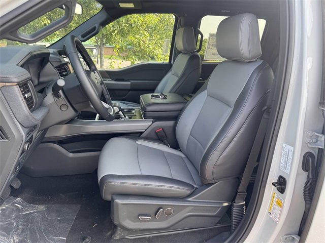 New 2024 Ford F150 Lightning Lariat image 11