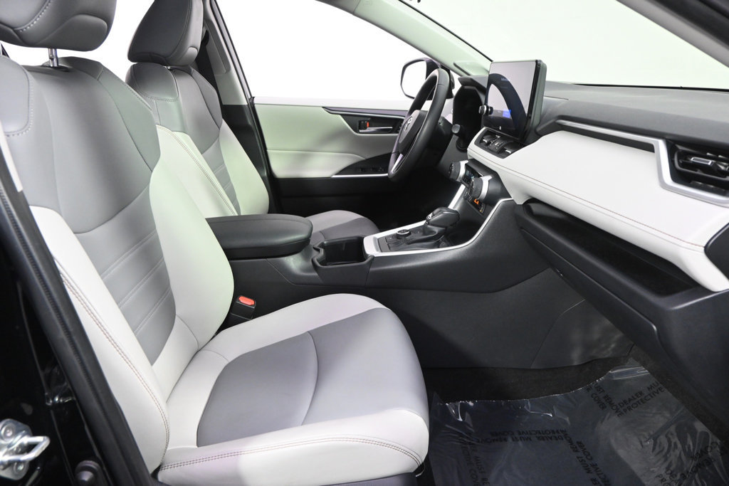 Used 2023 Toyota RAV4 XLE Premium AWD/4WD image 16