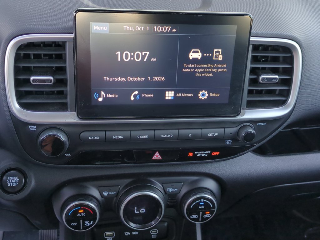 Certified 2025 Hyundai Venue SEL FWD image 27