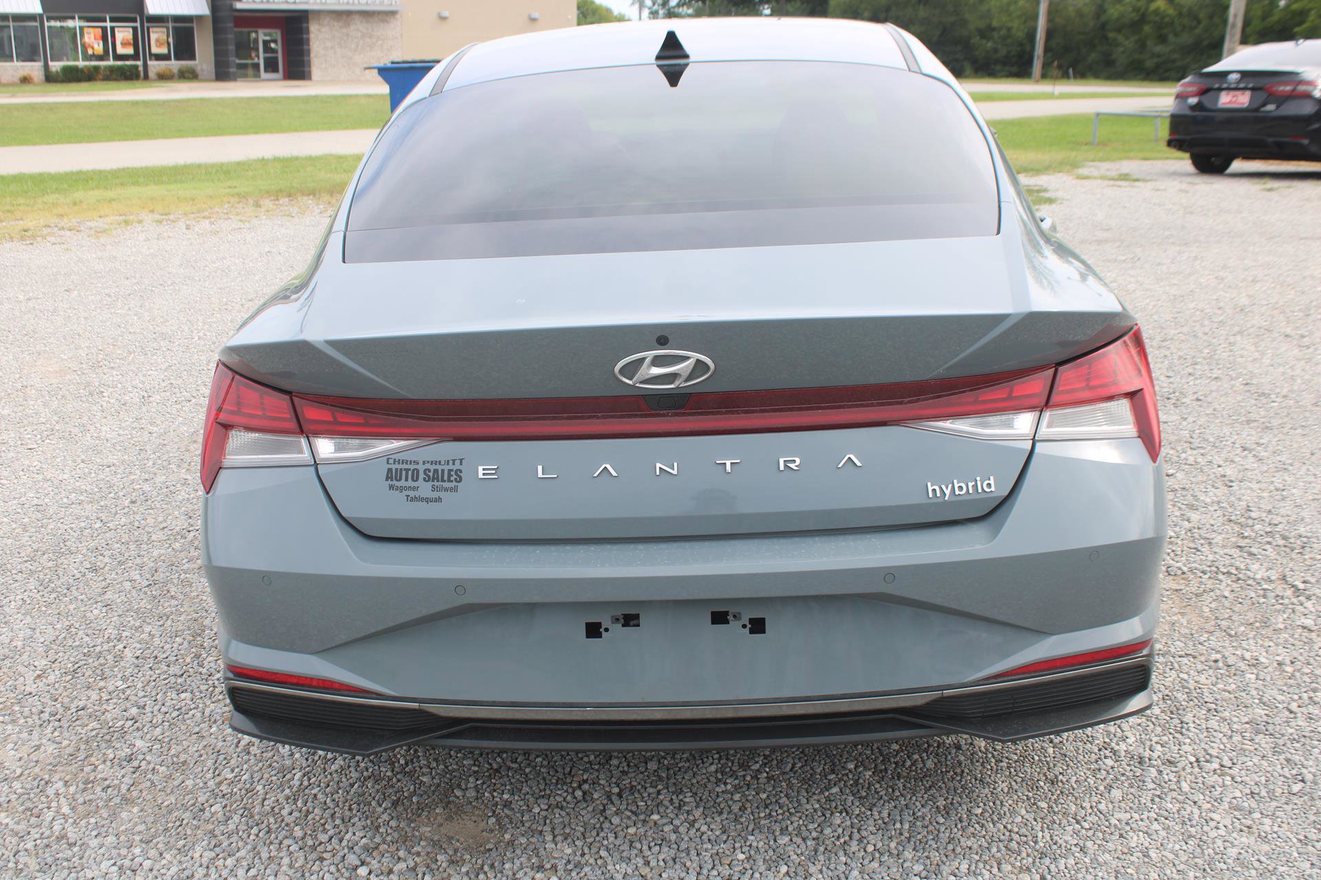 Used 2023 Hyundai Elantra Limited image 6