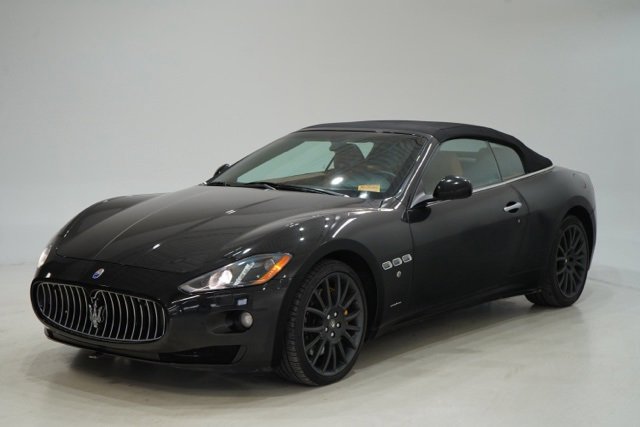 Used 2016 Maserati GranTurismo Convertible image 3