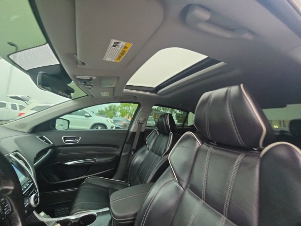 Used 2020 Acura TLX V6 SH-AWD w/ Technology Pkg image 15