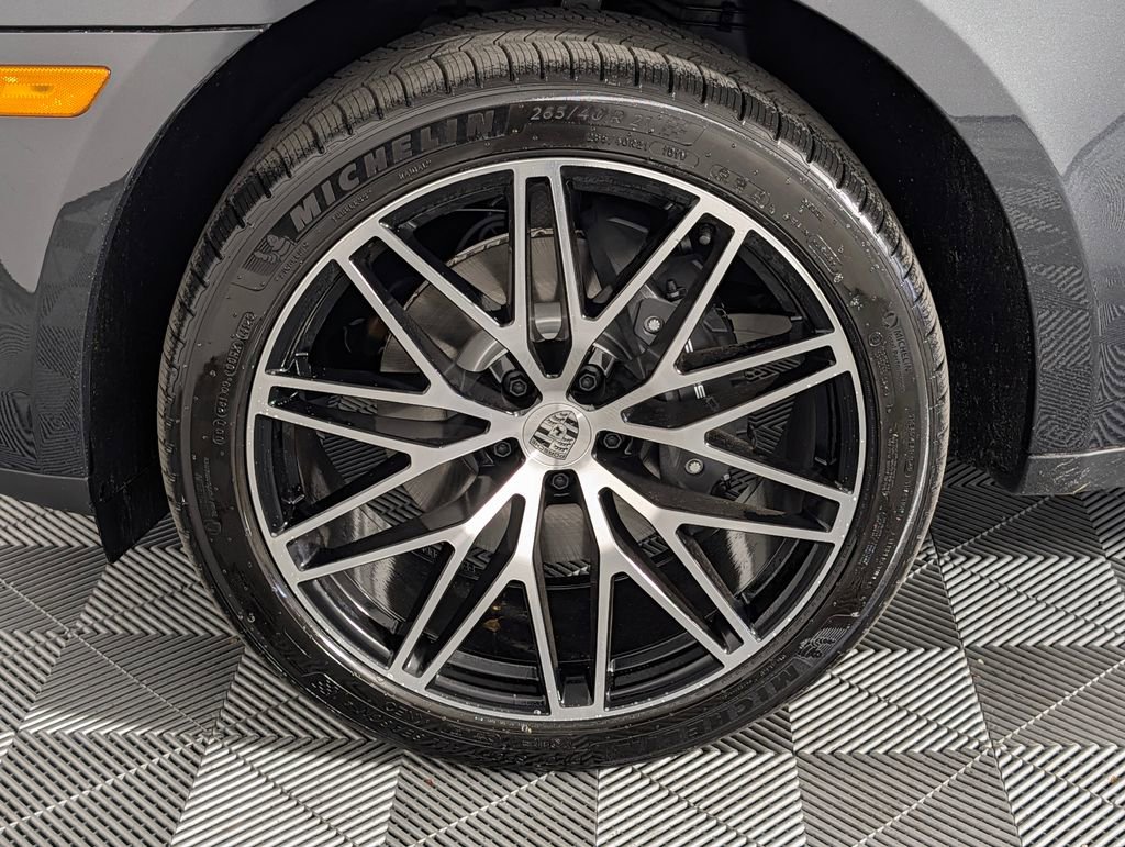 New 2026 Porsche Macan image 11