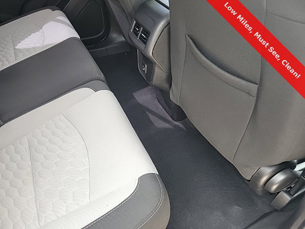 Used 2020 Chevrolet Equinox LS w/ LS Convenience Package image 37