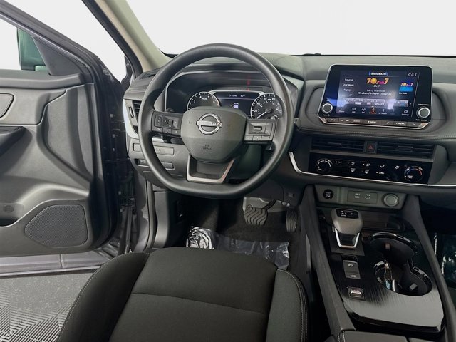 Certified 2025 Nissan Rogue S image 22