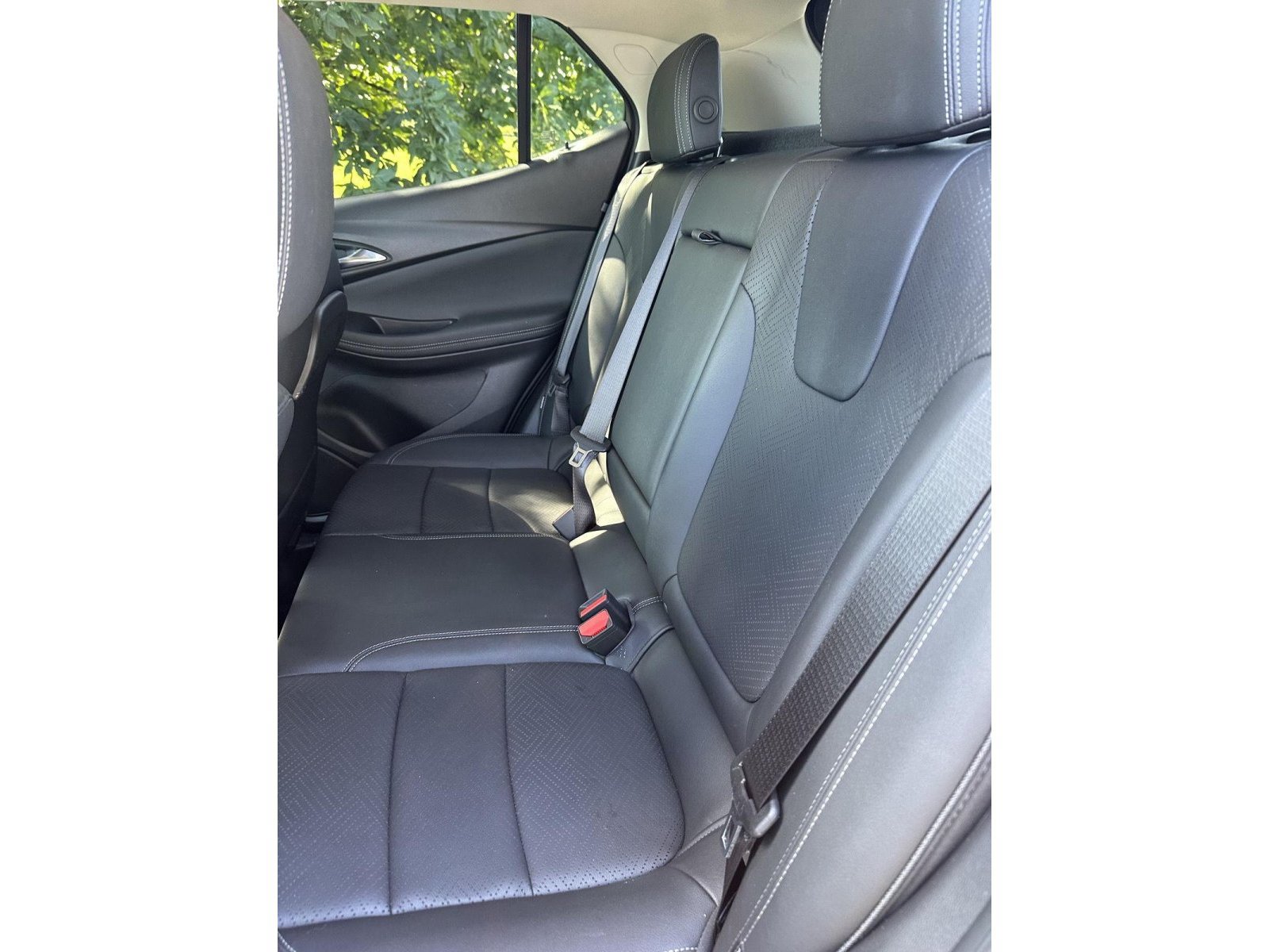 Used 2023 Buick Encore GX Essence w/ Advanced Technology Package AWD/4WD image 32