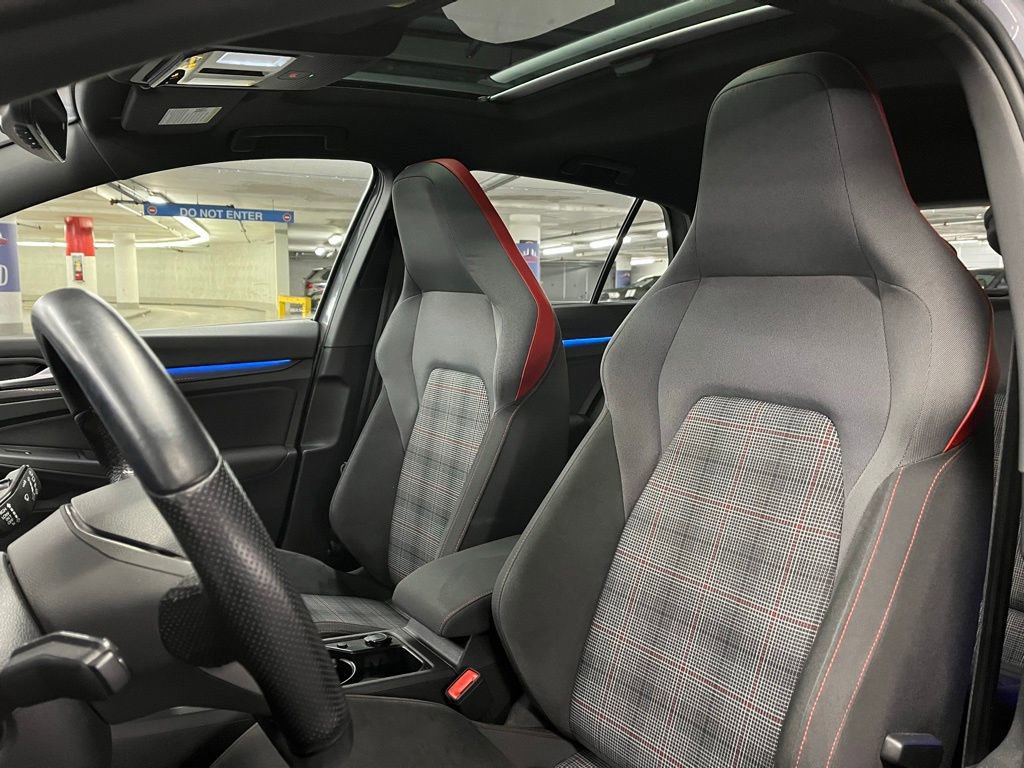 Used 2022 Volkswagen GTI SE image 19