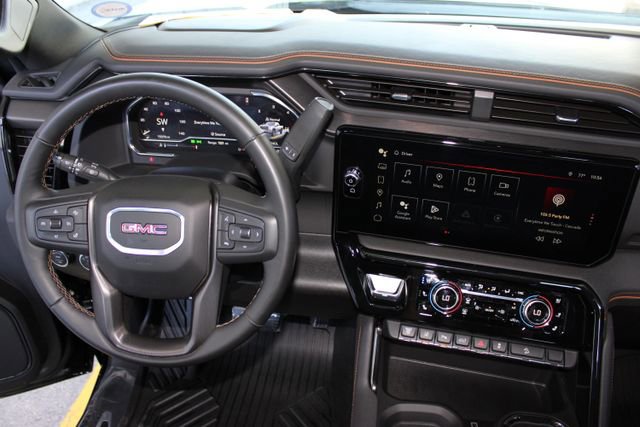 Used 2025 GMC Sierra 2500 AT4 w/ AT4 Premium Plus Package image 29